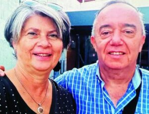 Emekli öğretmenin evine giden yakınları donup kaldı