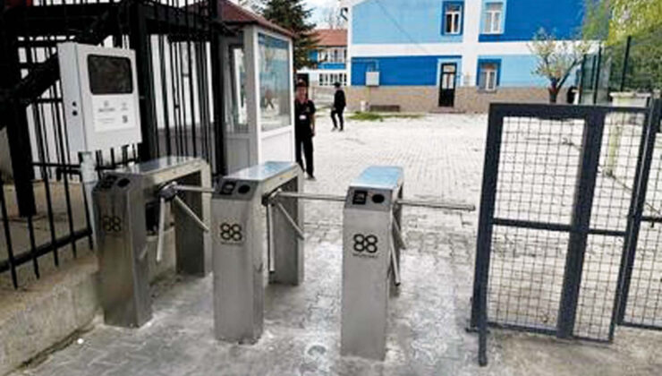 İçişleri Bakanlığı’ndan 81 ile genelge… Okullara x-ray ve kamera sistemi