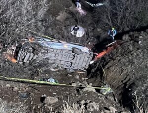 Malatya’da maden işçilerini taşıyan minibüs devrildi: 2 kişi öldü, 10 kişi yaralandı