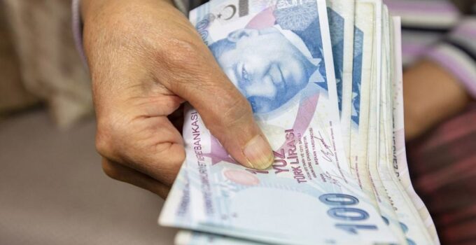 Memurları ilgilendiren düzenleme kabul edildi: 247 bin TL ödeme yapılacak