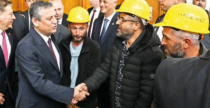 Özel’den ‘yeni yol haritası’: 4 Mayıs’ta sahadayız