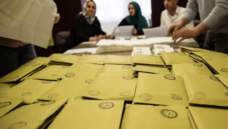 Seçim tartışmaları devam ederken bir parti sessiz sedasız kapatıldı