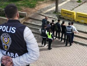 Ülke genelinde güvenlik tedbirleri artırıldı! Her okulun önüne 2 polis