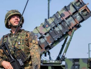 Almanya, Türkiye’ye patriot ve 150 asker gönderiyor