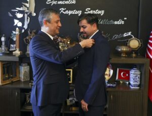 CHP, Arif Kocabıyık’ın üyelik işlemlerini durdurdu
