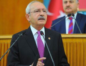 CHP’nin kurultay davasına ilişkin çarpıcı iddia: Cuma günü mutlak butlan kararının UYAP’a yüklenmesini bekliyoruz