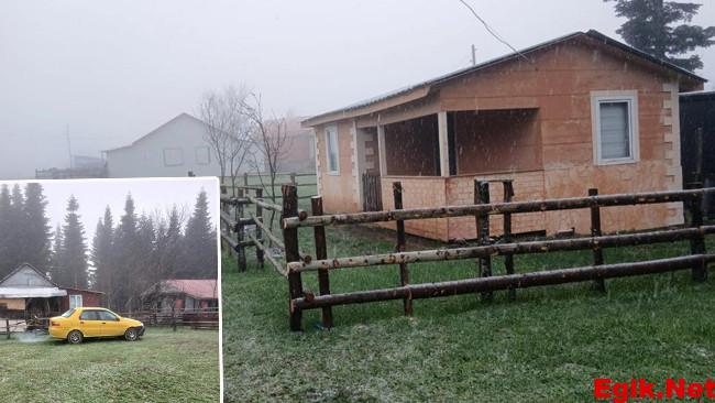 Hava sıcaklıkları düştü: Baharı beklerken güne kar yağışıyla başladılar