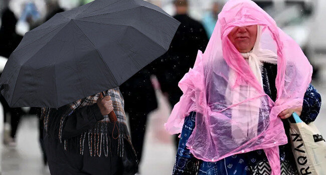 Kuvvetli ve gök gürültülü sağanak geliyor: Günlerce sürecek | Meteoroloji saat verdi: Yağış ve fırtına uyarısı