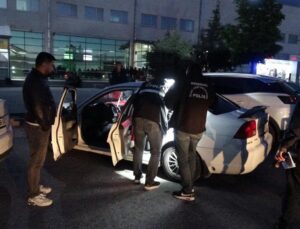 Malatya’da sosyal medyada tartışan gençlerin çocuk parkındaki kavgası kanlı bitti