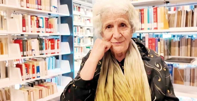 Şadıman Hanım’ın okuma aşkı… 90 yaşında doktora