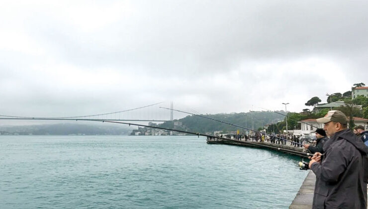 Yağışlı havayla başladı