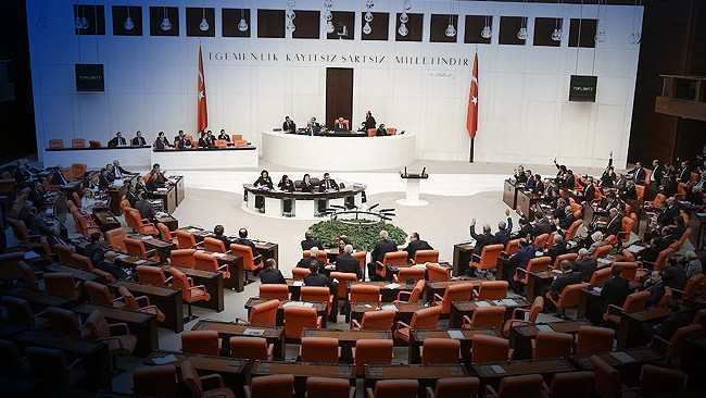10 milletvekiline ait dokunulmazlık dosyaları Meclis’e sunuldu