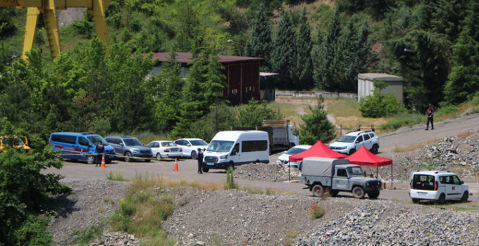 Bolu’da maden ocağında göçükte mahsur kalan işçiye ulaşma çalışmaları 3. gününde