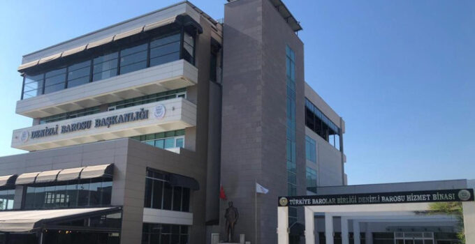 Denizli’de uyuşturucu operasyonunda gözaltına alınan 12 avukat serbest bırakıldı