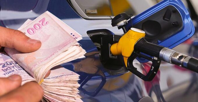 Gece yarısı tabelalar değişti! Benzin ve motorine indirim geldi