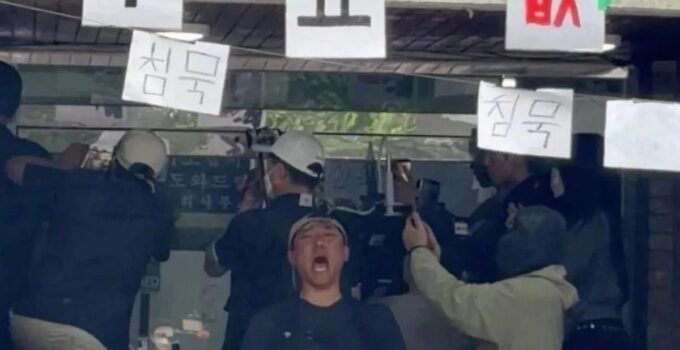 Güney Kore’de oy pusulası yetersizliği nedeniyle başlayan protestolar 11. gününde sürüyor
