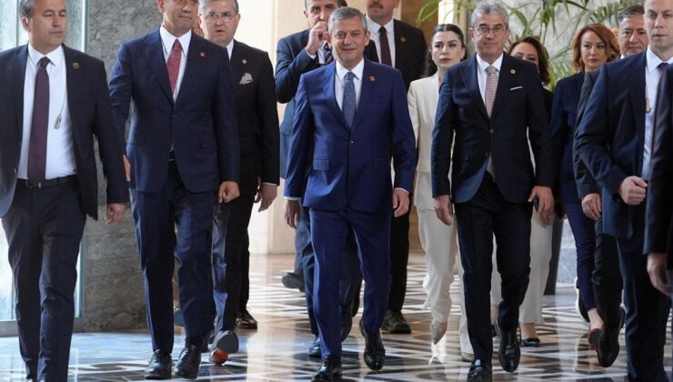 Özgür Özel’in yol haritası netleşti! Yeni parti için tarih belli oldu