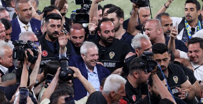 Seçimi kazanan Aziz Yıldırım’dan ilk sözler: Yine aynı çağrıyı yaptı