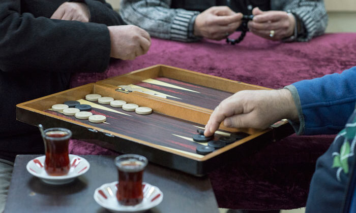Yargıtay’dan tarihi karar! Kahvehaneye giden eş ‘ağır kusurlu’ bulundu… Bu hüküm neleri değiştirecek?