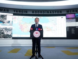 Balıkesir-Edremit, Çanakkale-Ayvacık, Antalya-Kumluca yangınları tamamen kontrol altına alındı
