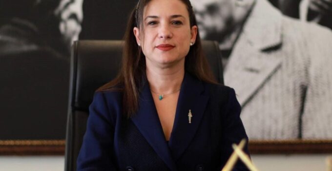 CHP’ye bir darbe daha! Belediye başkanı ve tüm üyeler istifa etti