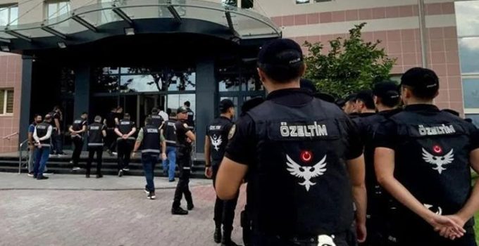 Dosya dosya belediye operasyonları! 31 Mart’tan sonra neler oldu? Esenyurt’ta başladı, İstanbul’dan Bursa’ya uzandı