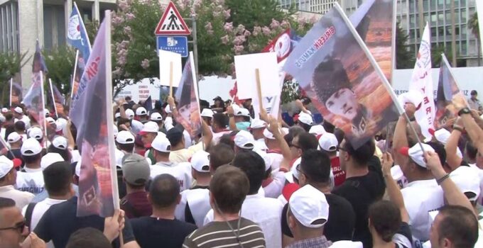 İBB çalışanlarından Saraçhane’de eylem