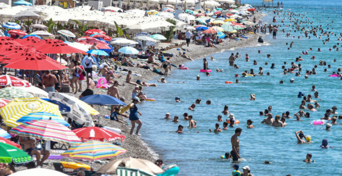 Meteoroloji’den 3 uyarı! Sağanak, rüzgar ve sıcak hava