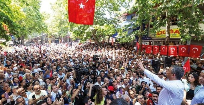 Özgür Özel: Mücadelemizi sürdüreceğiz